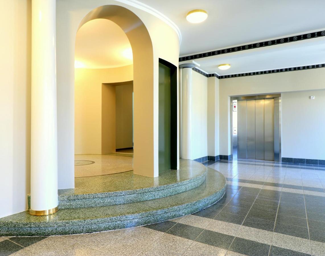 Forenom Serviced Apartments Helsinki Toeoeloe מראה חיצוני תמונה