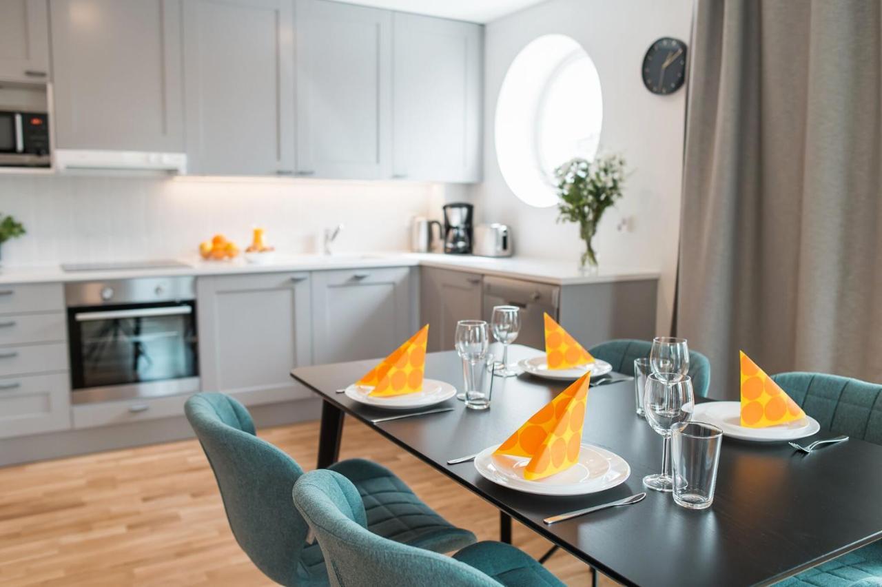Forenom Serviced Apartments Helsinki Toeoeloe מראה חיצוני תמונה
