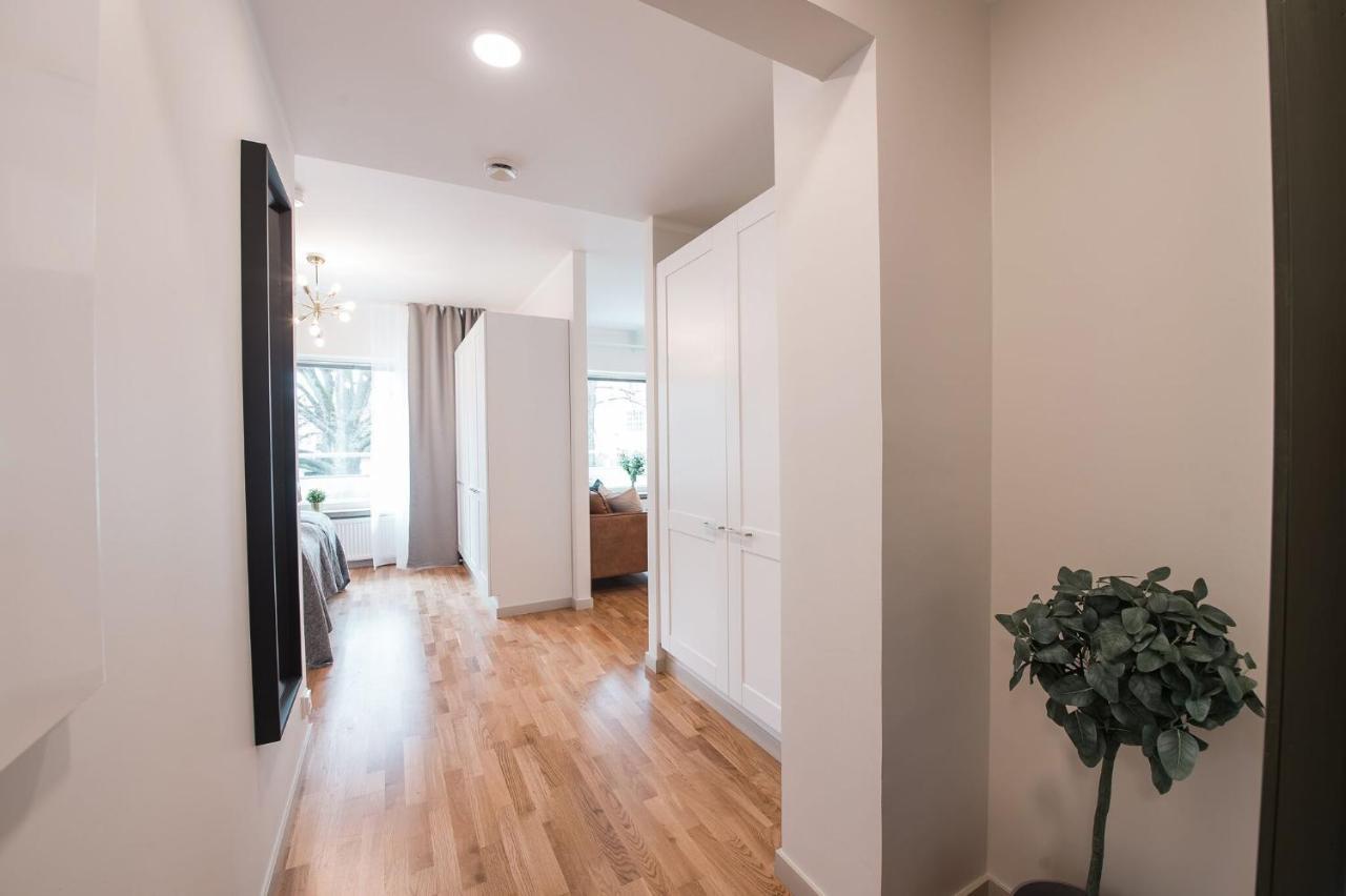 Forenom Serviced Apartments Helsinki Toeoeloe מראה חיצוני תמונה