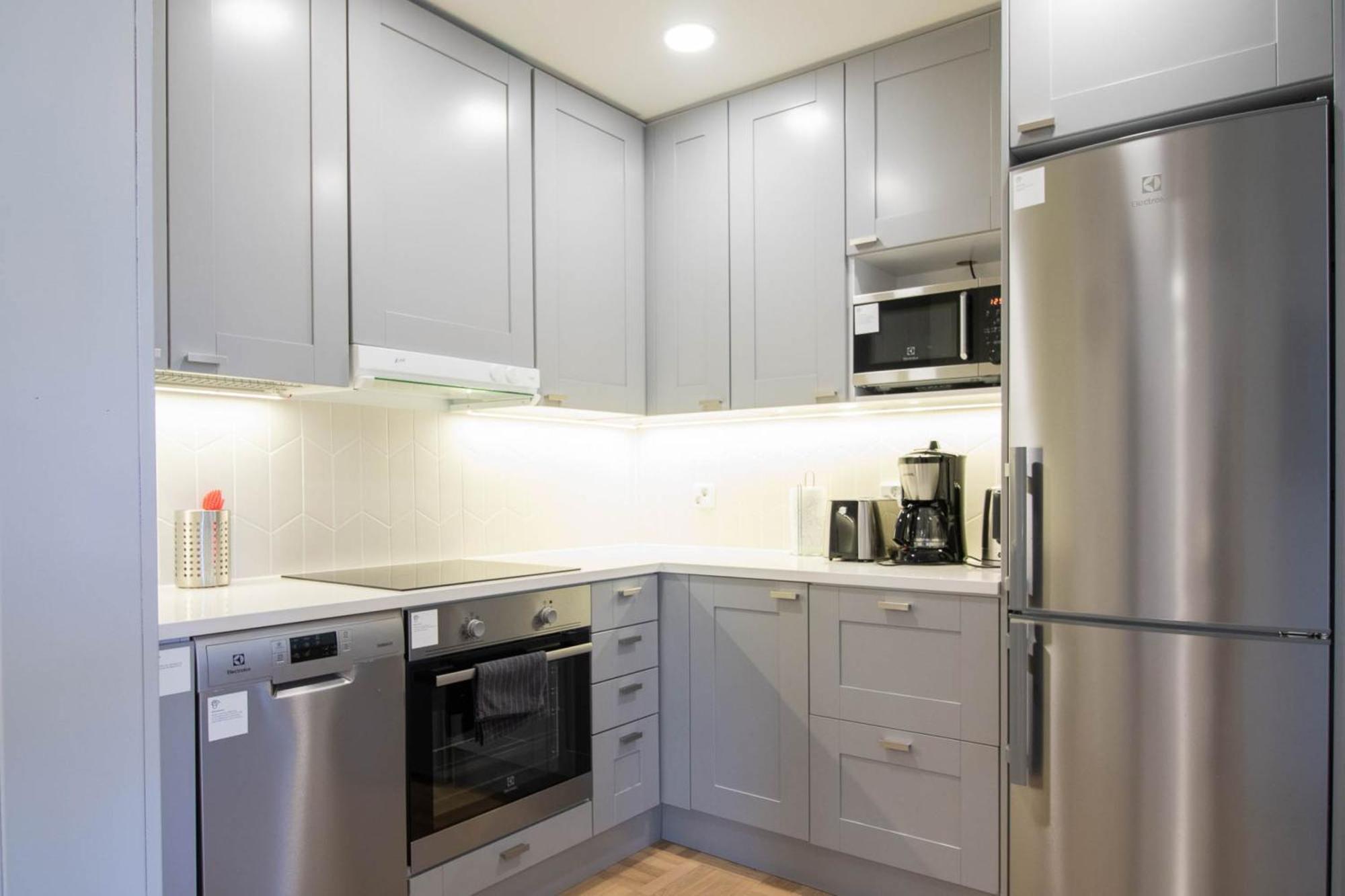 Forenom Serviced Apartments Helsinki Toeoeloe מראה חיצוני תמונה